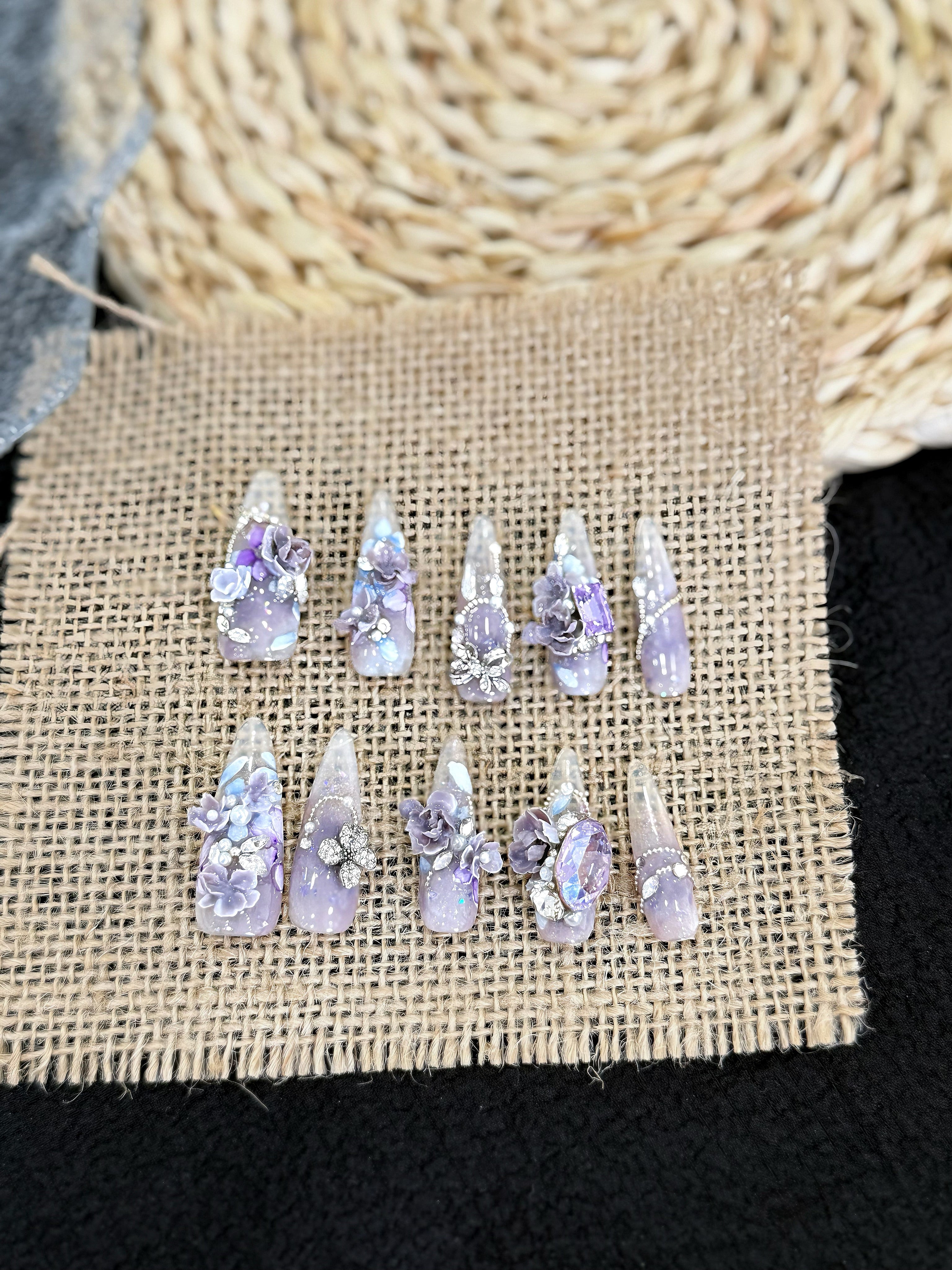 Nailumo·Violet