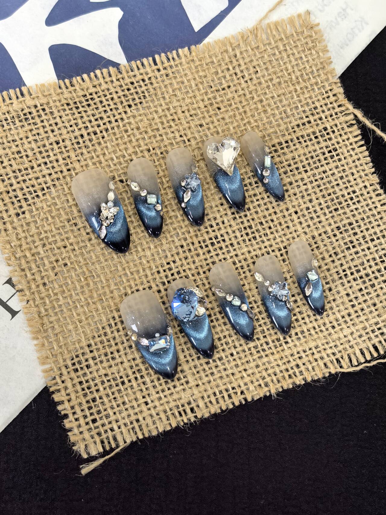 Nailumo·Navy Silk