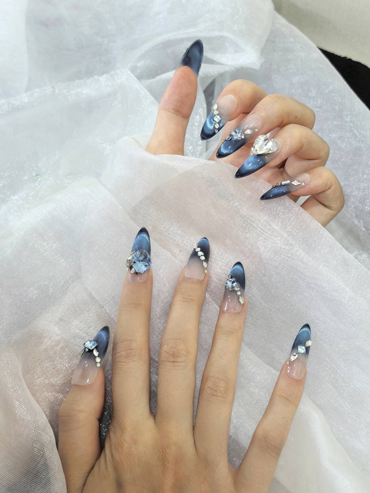 Nailumo·Navy Silk